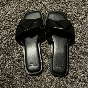 Abercrombie and Fitch Sandals